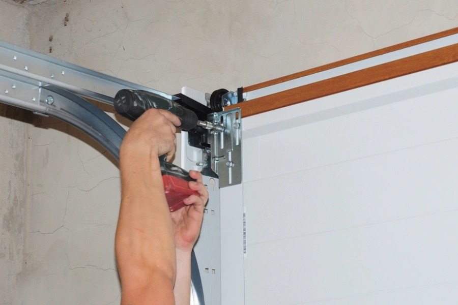 Essential Tips For Garage Door Cable Repair Safety And Effectiveness in Elk Grove, CA Essential Tips For Garage Door Cable Repair Safety And Effectiveness in Elk Grove, CA